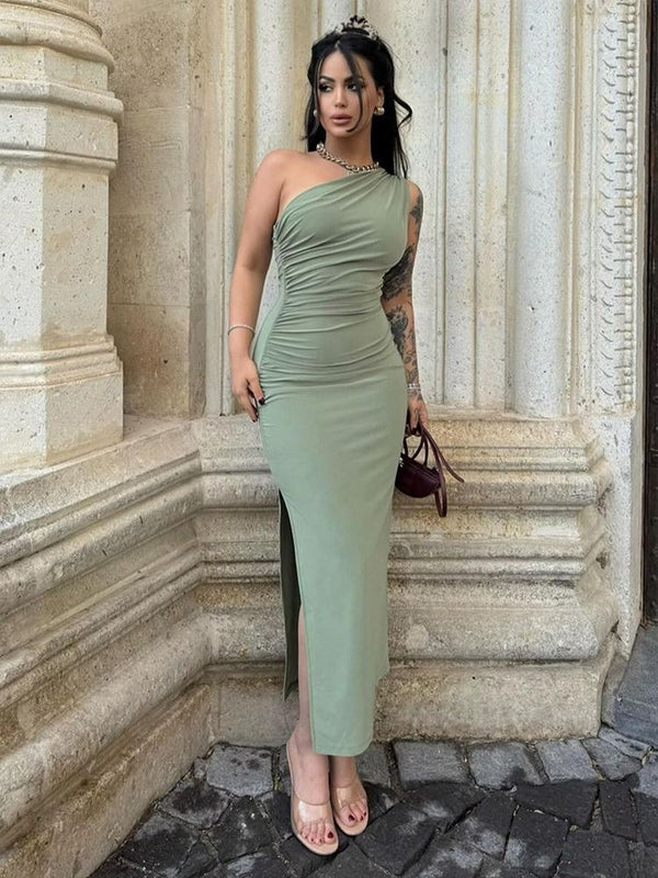 "Maxi vestido de verão para mulher, vestido sexy com fenda, moderno e sem mangas.
